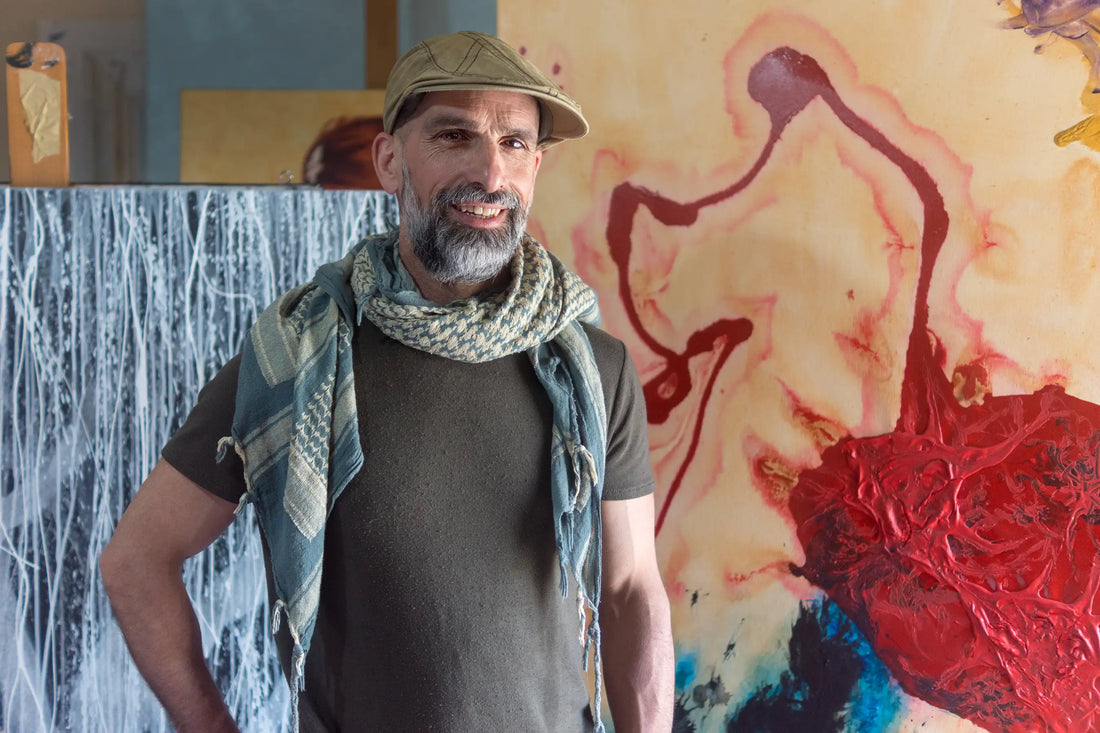 Vuhed: contemporary painting shaped by emotion and urgency